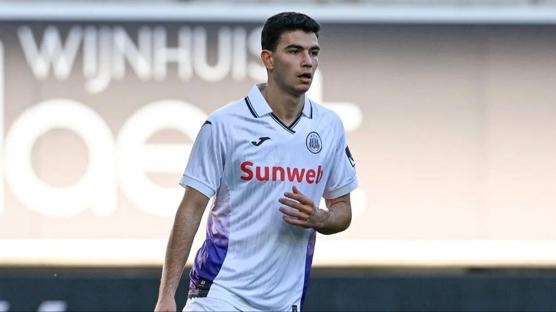 Yasin �zcan sakatl�k ya�ad�!