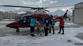 94 ya��ndaki hastan�n imdad�na  ambulans helikopter yeti�ti