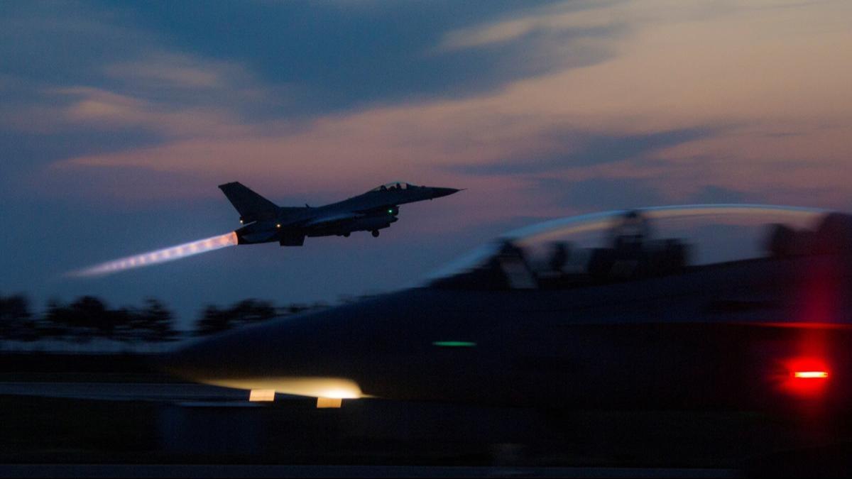 Hava g�c�n� Orta Do�u'ya g�nderiyor