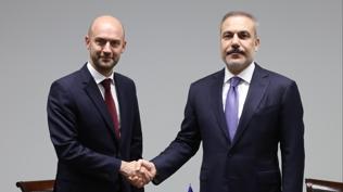 Ankara'da kritik g�r��me! Bakan Fidan, Frans�z mevkida�� Barrot ile bir araya geldi