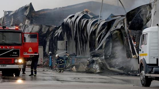 Bisk�vi fabrikas�nda patlama: Can kayb� 5'e y�kseldi