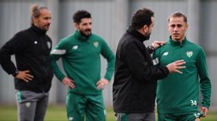 Bursaspor, Arnavutk�y ma��na haz�r