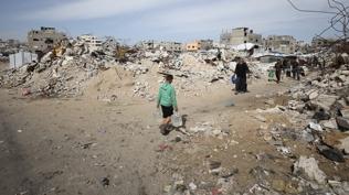 Gazze'de insani kriz: Binlerce Filistinli tedavi i�in bekliyor