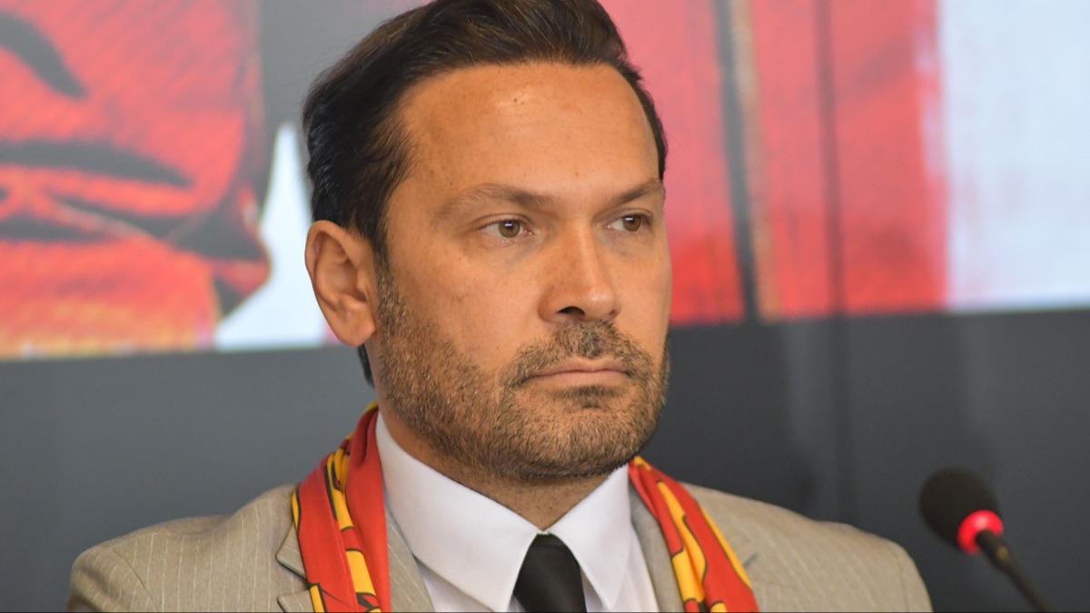 Kayserispor'da istifa: Muhammet T�rkmen g�revini b�rakt�