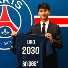 Paris Saint-Germain, Dro Fernandez transferini duyurdu