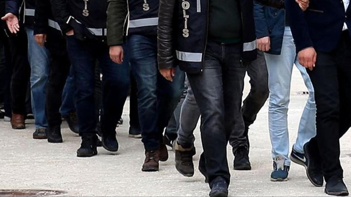 2 ilde e� zamanl� Narkokapan operasyonu: 445 ��pheli yakaland�