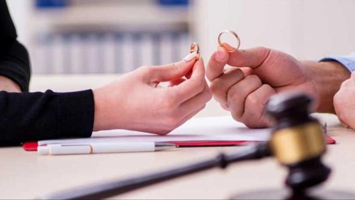 E�ten saklamak bo�anma nedeni