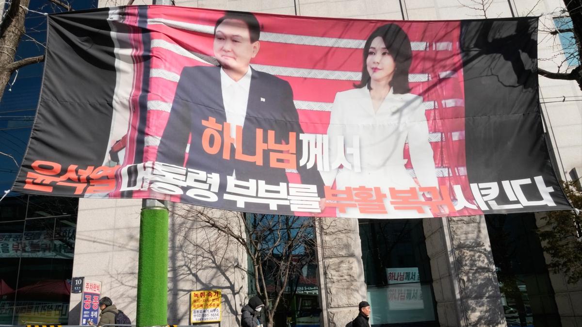 Güney Kore'de rüşvet skandalı: Eski Devlet Başkanı Yoon'un eşine hapis cezası