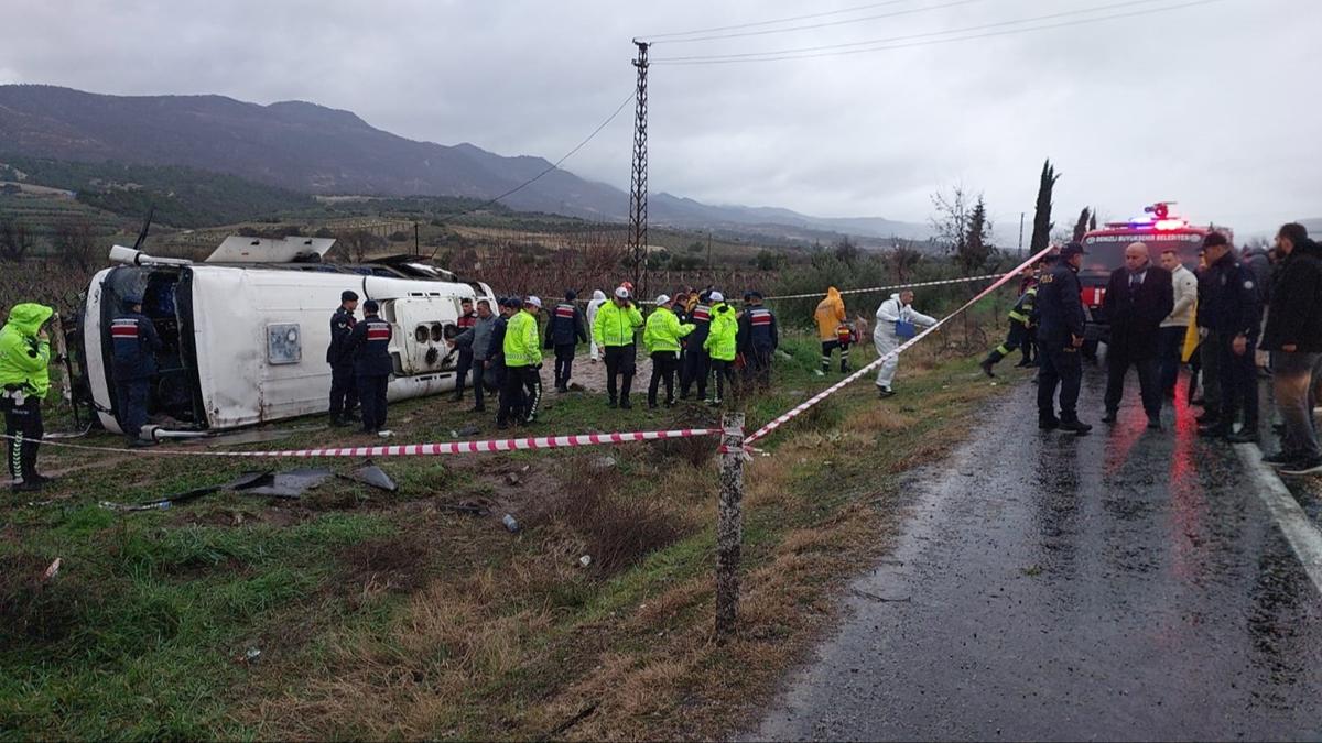 Memur servisi tarlaya devrilmi�ti: Yaral�lar taburcu oldu
