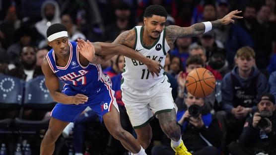 Philadelphia 76ers, evinde Milwaukee Bucks'� devirdi