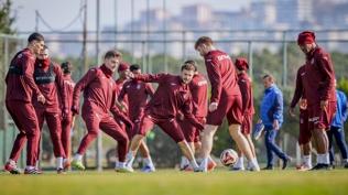 Trabzonspor, Antalyaspor ma�� i�in haz�rl�klar�n� s�rd�r�yor