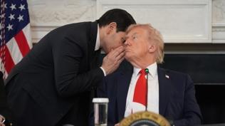 Trump'tan Suriye ��k���: Bug�n muazzam bir sorunu ��zd�k