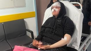 E�ini bo�anmaktan vazge�irmek istedi: Adliyenin �n�nde �ld�resiye darp etti