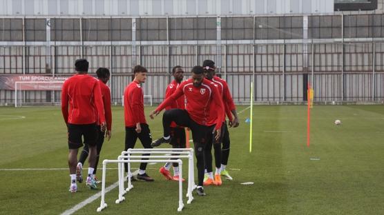 Samsunspor, Kas�mpa�a ma��na haz�r