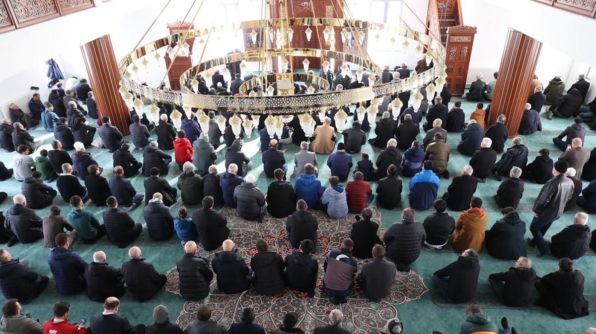 K�rklareli'nde 15 Temmuz �ehitleri i�in hatim program� d�zenlendi