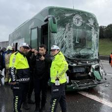 Konyaspor U19 Tak�m�, �stanbul'da kaza yapt�