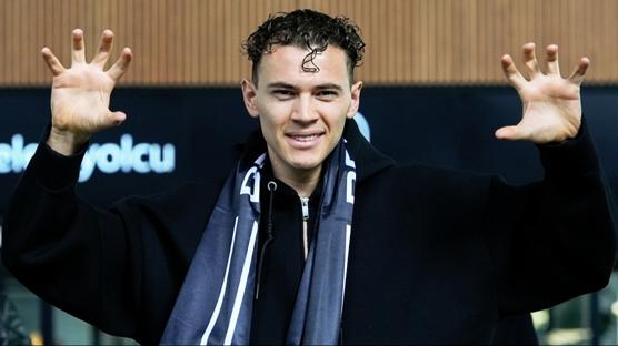 Kristjan Asllani �stanbul'a geldi