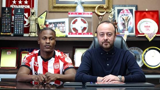 Sivasspor, Jonathan Okoronkwo'yu kadrosuna katt�