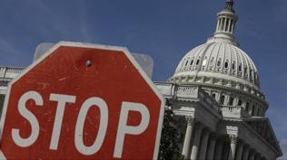 ABD'de kriz! Federal h�k�met k�smi kapan��a gitti