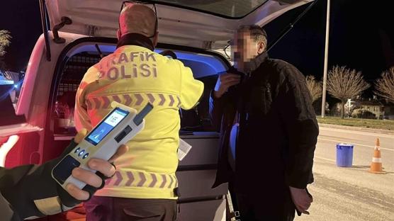 Alkoll� s�r�c�n�n pi�kinli�i pes dedirtti: Ahmet'cim bana senin '�uradan git' demen can�m� s�kt�