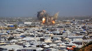 Katil �srail Gazze'de ate�kesi hedef al�yor! �ok say�da �ehit var