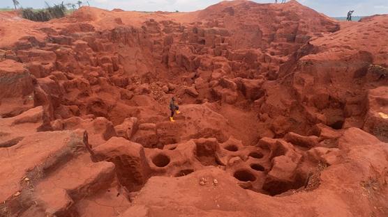 Koltan madeninde b�y�k facia! En az 226 i��i hayat�n� kaybetti