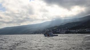 Marmara Denizi'nde korku dolu anlar! S�r�klenen tekne kurtar�ld�
