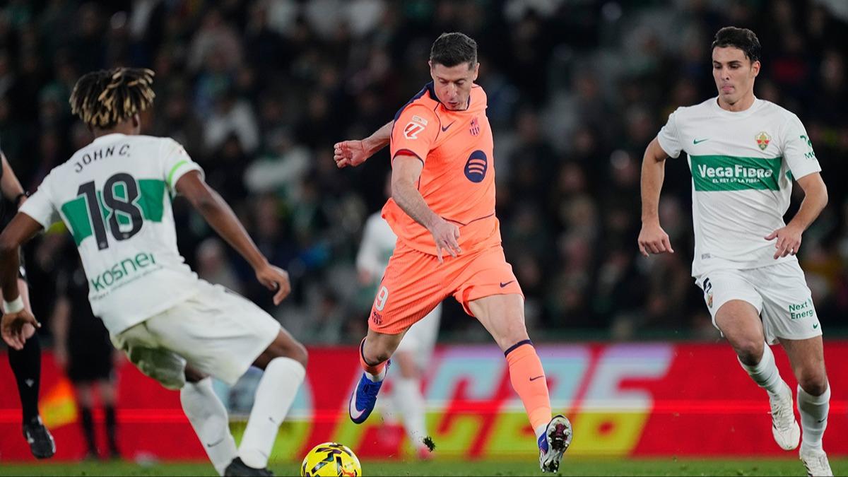Barcelona, Elche deplasman�nda kazand�
