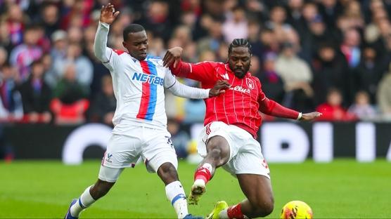 Fenerbah�e'nin rakibi Nottingham Forest, sahas�nda tak�ld�