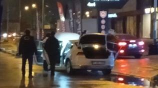 Pompac� k�l���yla yakaland�lar