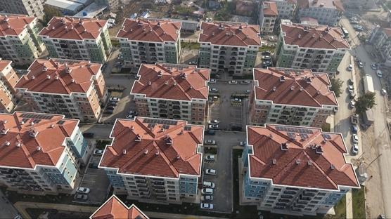 Hatay'da depremde hasar gören 500 Evler Sitesi'nin yerinde güvenli konutlar yükseldi