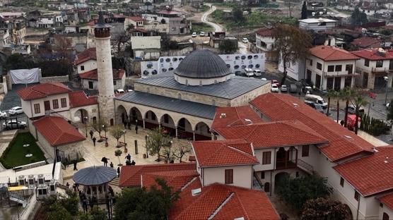 Hatay'�n kalbi yeniden at�yor: Habib-i Neccar Cami yeniden ibadete a��ld�