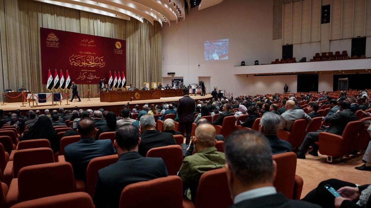 Irak Meclisinde cumhurba�kan� se�imi oturumu bir kez daha ertelendi