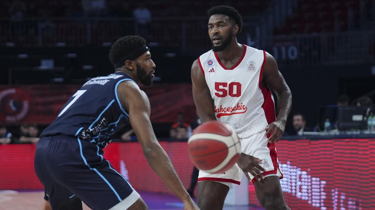 Bah�e�ehir Koleji'nin konu�u Slask