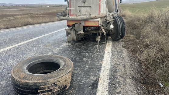 �orum'da t�r ile �arp��an cipteki 4 ki�i yaraland�