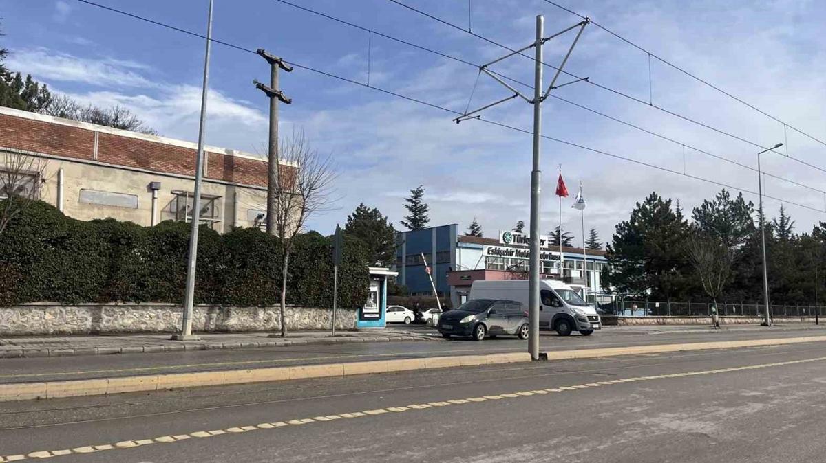 Eski�ehir'deki fabrikada patlama: 6 i��i yaral�