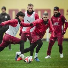 Galatasaray'da kupa haz�rl�klar� ba�lad�