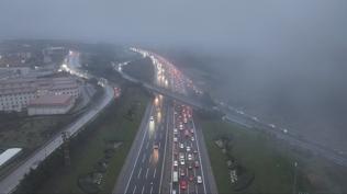Okullar a��ld�: �stanbul'da trafik fel�