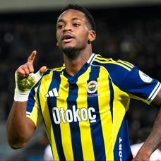 Jhon Duran, Rusya yolcusu