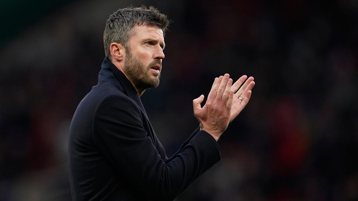 Manchester United, Michael Carrick ile u�u�ta!