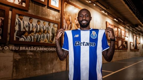 Porto, Seko Fofana'y� kadrosuna katt�
