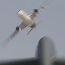 Rusya'n�n Orenburg b�lgesinde e�itim u�a�� d��t�: 3 ki�i �ld�