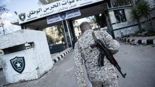 Suveyda'da �at��ma... D�rzi gruplar s�zma giri�iminde bulundu