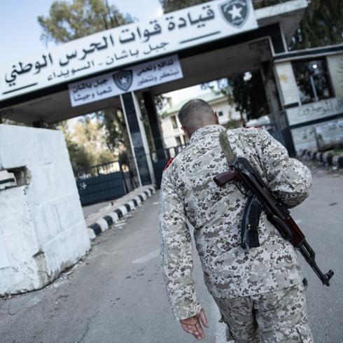 Suveyda'da �at��ma... D�rzi gruplar s�zma giri�iminde bulundu