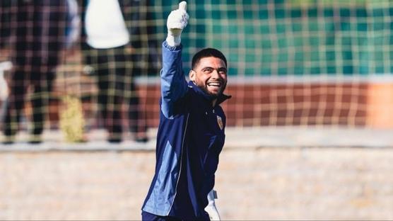 Bilal Bayaz�t cezal� duruma d��t�