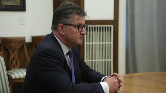 Epstein belgelerinden sonra istifa eden Slovak diplomattan itiraf: Uygunsuz bir ileti�im kurdum