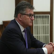 Epstein belgelerinden sonra istifa eden Slovak diplomattan itiraf: Uygunsuz bir ileti�im kurdum