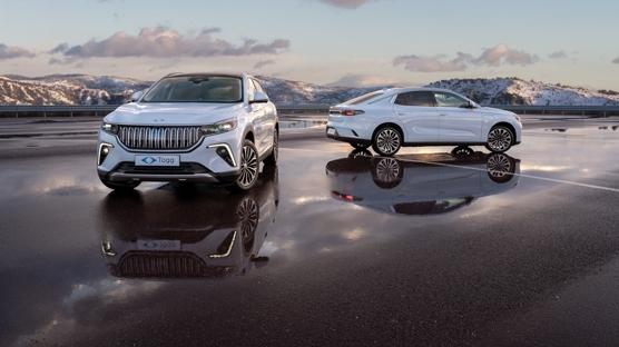 Togg'un yeni rengi g�r�c�ye ��kt�