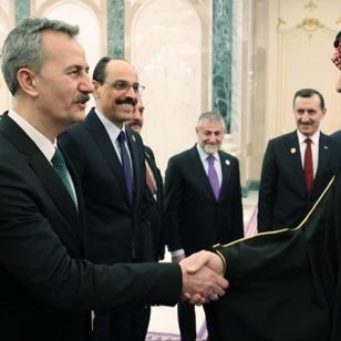 Riyad'da kritik zirve! Savunma Sanayii Ba�kan� G�rg�n: K�resel g�venli�e katk� sunmay� s�rd�rece�iz