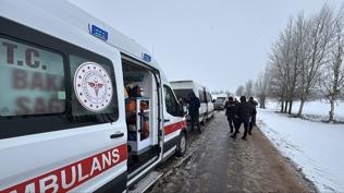 Sivas'ta korkun� kaza! ��renci servisi devrildi: 10 yaral�